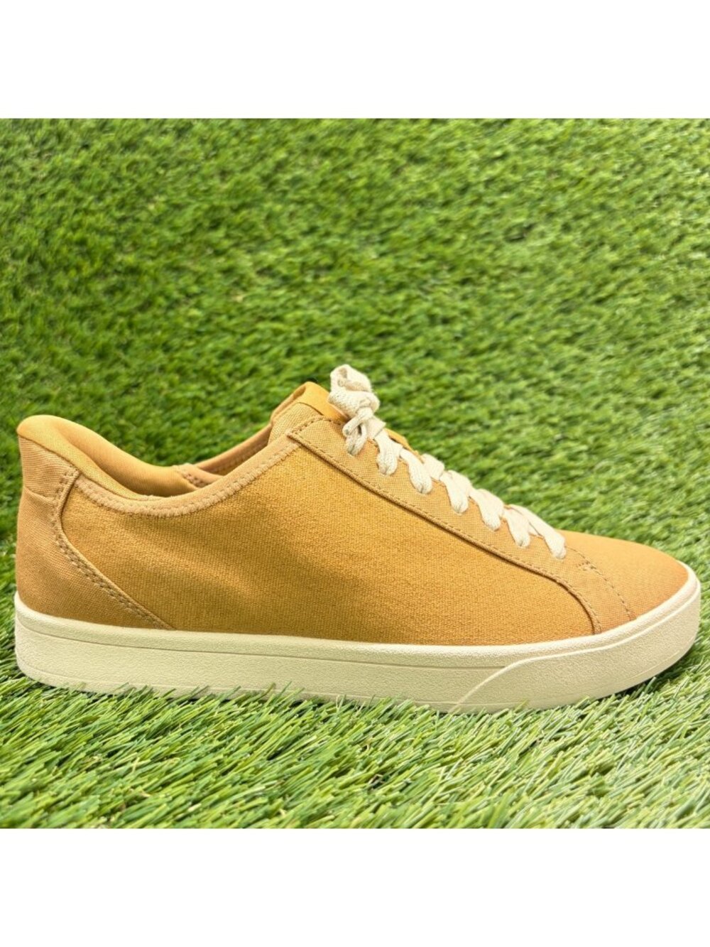 Kizik Irvine Maple Sugar Brown Womens Size 7EE Athletic Skate Shoes Sneakers